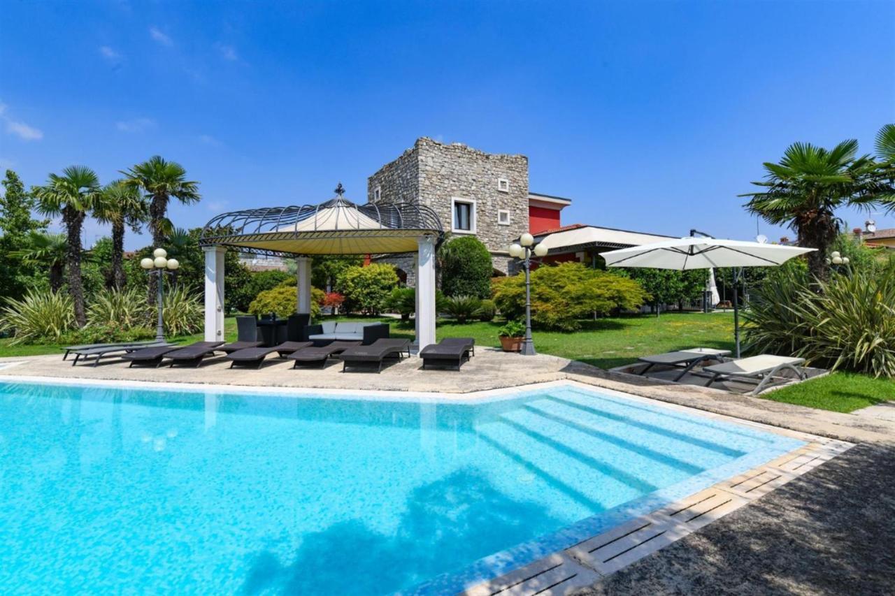 Private Luxury Villa With Pool Moniga del Garda Exterior photo