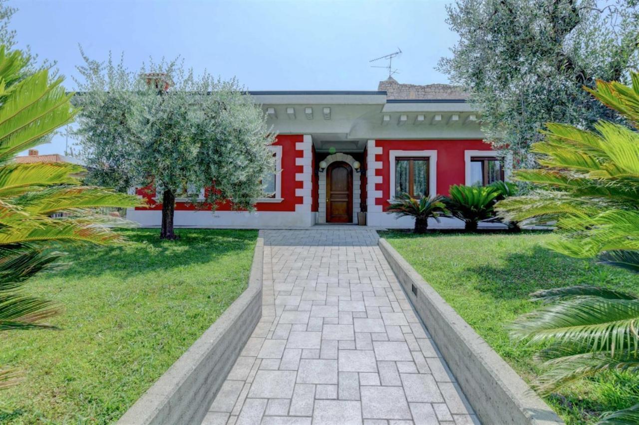Private Luxury Villa With Pool Moniga del Garda Exterior photo
